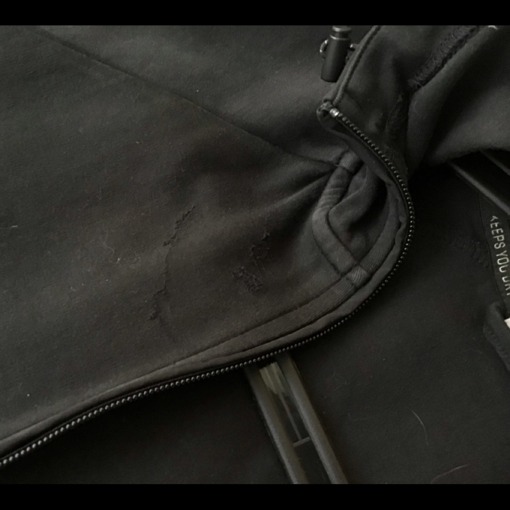 Puma Ribbed Sleeve Jacket - Picture 3 of 4